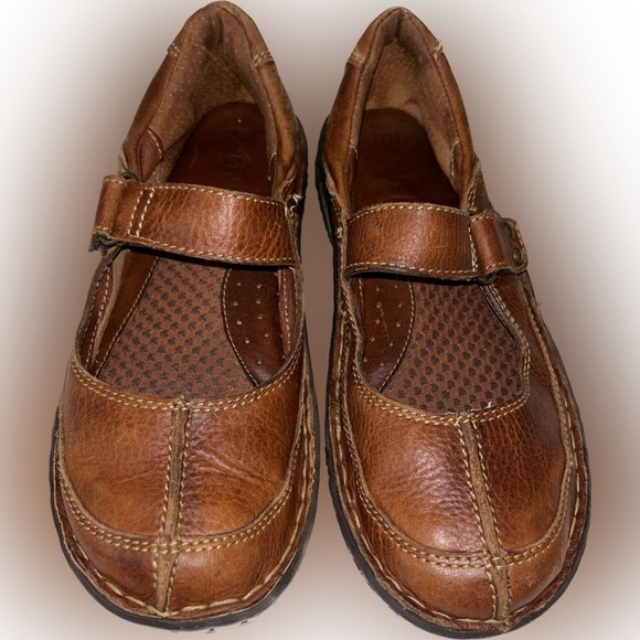 CLEARANCE Vintage Born, leather, Mary Jane, 8 flawed old school Y2K - Picture 1 of 11